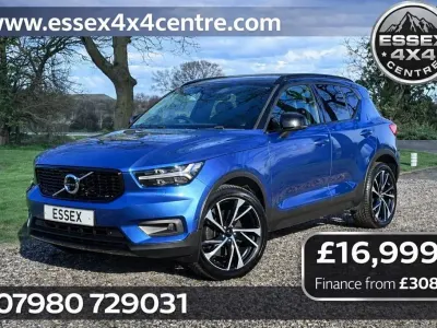 Used Volvo XC40 2018 Blue SUV