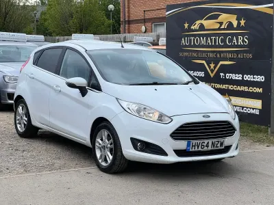 Used Ford Fiesta Zetec 100 HP (73 kW) 2014 White Hatchback