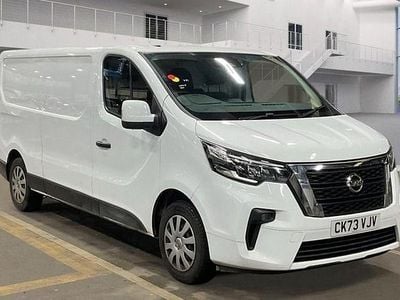 White Used 2023 Nissan Primastar Acenta MPV | £14,750 (Good price)