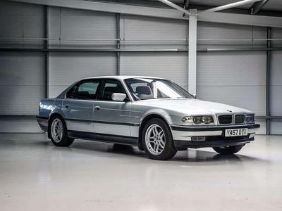 Usado BMW 750 2000 Plateado Berlina