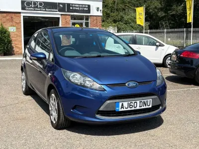 Used Ford Fiesta 67 HP (49 kW) 2011 Blue Hatchback