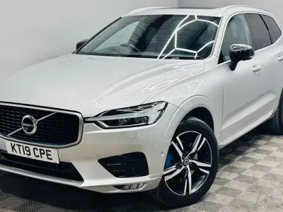 Used Volvo XC60 R-Design 190 HP (139 kW) 2019 Silver SUV
