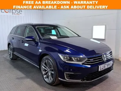 Used VW Passat GTE 218 HP (160 kW) 2017 Blue Estate