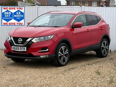 Red Used 2019 Nissan Qashqai N-Connecta SUV | £13,699 (Fair price)