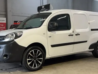 Used Renault Kangoo Business 44 kW (60 HP) 2018 White MPV