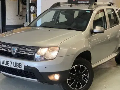 Used Dacia Duster Prestige 125 HP (91 kW) 2017 Silver SUV