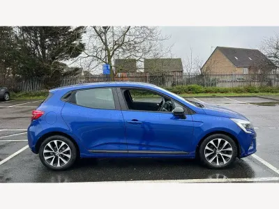 Used Renault Clio V
