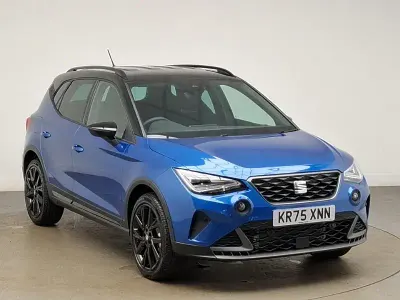 New Seat Arona Black Edition 115 HP (84 kW) 2025 Blue SUV