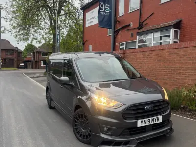 Second-hand Ford Transit Connect Limited 120 CP (88 kW) 2019 Gri Monovolum