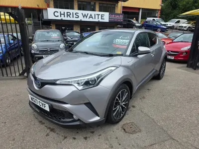Used Toyota C-HR 122 HP (89 kW) 2017 Silver SUV