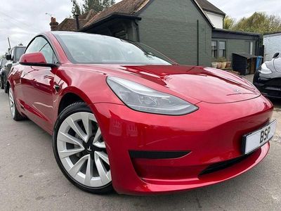 Used Tesla Model 3 Standard Range Plus 177 kW (241 HP) 2020 Red Sedan
