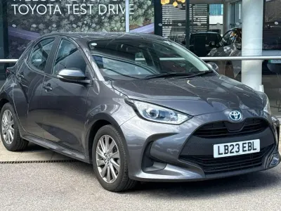 Used Toyota Yaris 113 HP (83 kW) 2023 Grey Hatchback