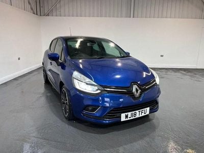 Used Renault Clio IV Signature 90 HP (66 kW) 2018 Blue Hatchback