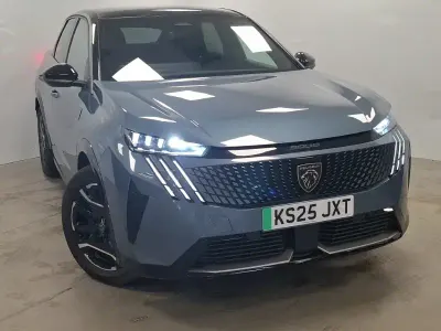 Used Peugeot e-3008