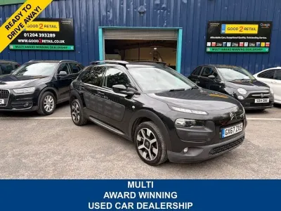 Używany Citroën C4 Cactus Flair 100 KM (73 kW) 2017 Czarny Hatchback