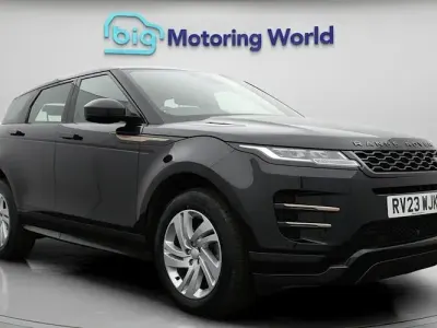 Używany Land Rover Range Rover evoque R-Dynamic 309 KM (227 kW) 2023 Czarny SUV