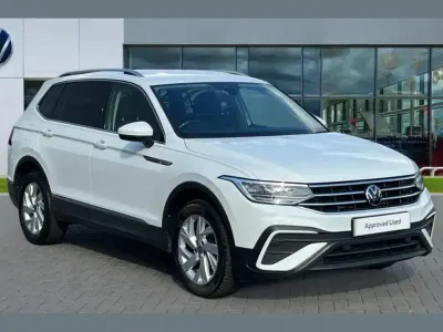 Used VW Tiguan Allspace Life 150 HP (110 kW) 2022 White SUV
