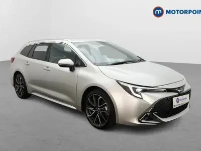 Used Toyota Corolla 140 HP (102 kW) 2025 Silver Estate