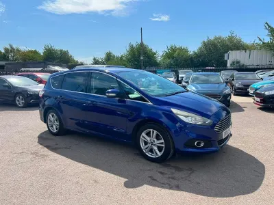 Used Ford S-MAX Titanium 2016 Blue MPV