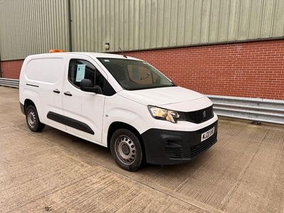 Used Peugeot Partner S 2020 White MPV