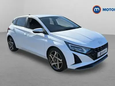 Używany Hyundai i20 Premium 101 KM (74 kW) 2025 Biały Hatchback