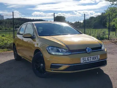 Używany VW Golf VII SE 150 KM (110 kW) 2017 Żółty Hatchback
