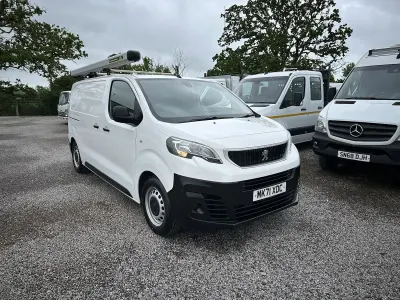 Used Peugeot Expert 2021 White Van