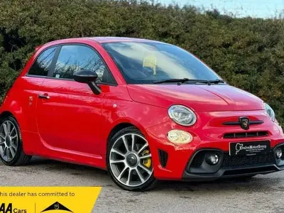Used Abarth 595 70th Anniversary 165 HP (121 kW) 2018 Red Hatchback