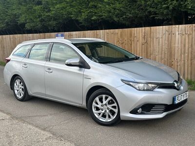 used Toyota Auris Hybrid 