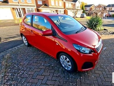 Red Used 2008 Ford Fusion Zetec Hatchback | £2,795 (Fair price)