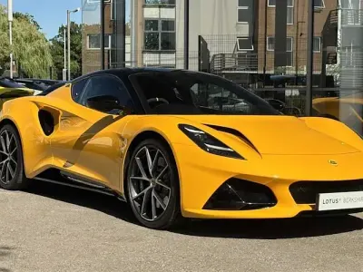 Used Lotus Emira 366 HP (269 kW) 2025 Coupe