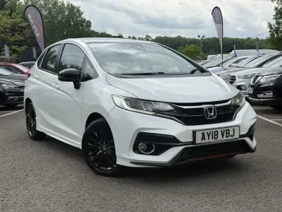 Second-hand Honda Jazz Sport 130 CP (95 kW) 2018 Alb Hatchback