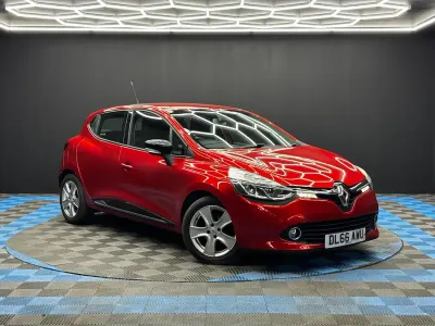 Used Renault Clio Dynamique 2016 Red Hatchback