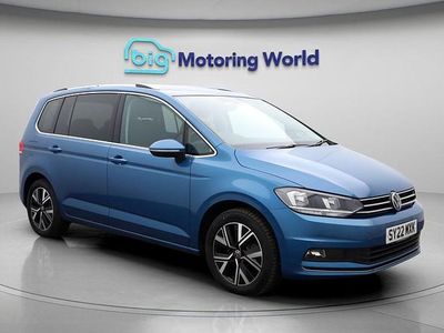Used VW Touran SEL 148 HP (108 kW) 2022 Blue MPV
