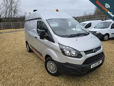 Usado Ford Transit Custom 100 HP (73 kW) 2015 Prateado Van