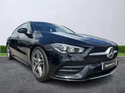 Begagnad Mercedes CLA250 AMG Line Premium 224 HK (164 kW) 2022 Svart Sedan