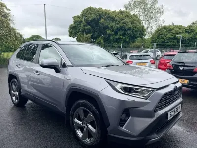 Used Toyota RAV4 Hybrid 222 HP (163 kW) 2019 SUV