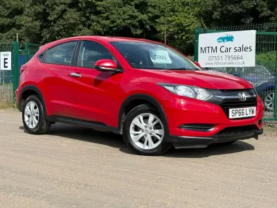 Used Honda HR-V S 120 HP (88 kW) 2016 Red SUV