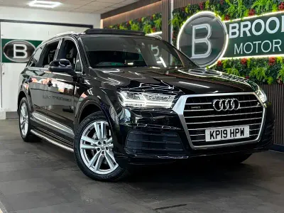Used Audi Q7 S-Line 218 HP (160 kW) 2019 Black SUV