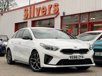Used Kia ProCeed GT-Line 136 HP (100 kW) 2019 White Estate