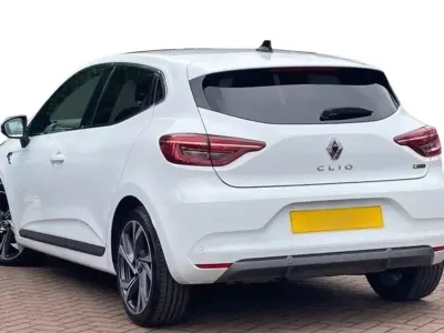 Used Renault Clio RS Line 2021 White Hatchback
