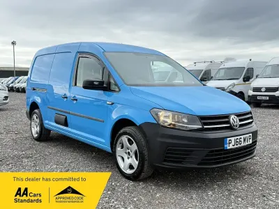 Used VW Caddy Startline 102 HP (75 kW) 2016 Blue MPV