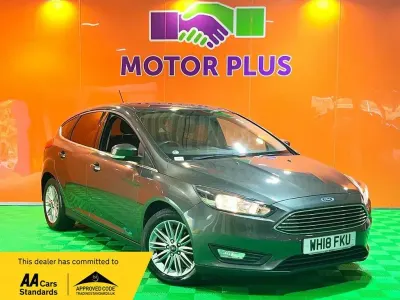 Used Ford Focus Zetec 125 HP (91 kW) 2018 Grey Hatchback