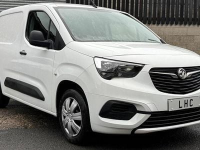 Used Vauxhall Combo Sportive 101 HP (74 kW) 2021 Van