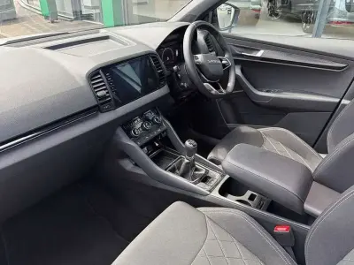 Used Skoda Karoq SportLine 150 HP (110 kW) 2025 Moon white metallic SUV