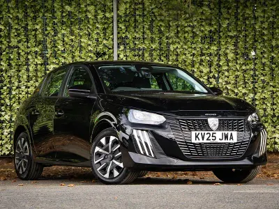 Used Peugeot 208 Style 101 HP (74 kW) 2025 Black Hatchback