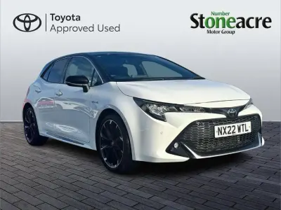 Used Toyota Corolla Sport 122 HP (89 kW) 2022 White Hatchback