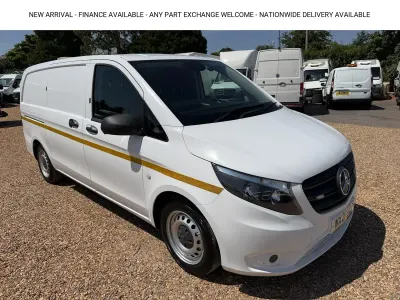 Used Mercedes Vito Progressive 134 HP (98 kW) 2021 White Van