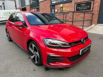 Used VW Golf VII GTI 226 HP (166 kW) 2018 Red Hatchback