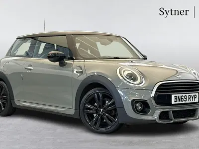 Gebraucht Mini Cooper Hatch 134 PS (98 kW) 2019 Grau Kleinwagen